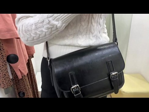 ❤️ Публична мастурбация на младата кучка FeralBerry с вибратор в стаята за обличане ❤❌ Ебане в bg.xxx050890.ru
